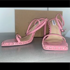 NWT never worn Steve Madden ZELLE PINK heels